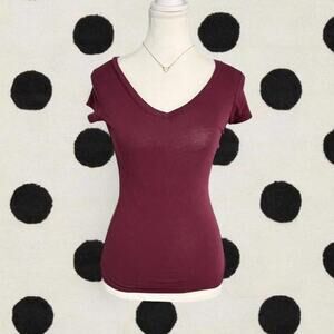 Burgundy Short Sleeve Fitted 95% Cotton Layering Staple Piece Womens Size Small